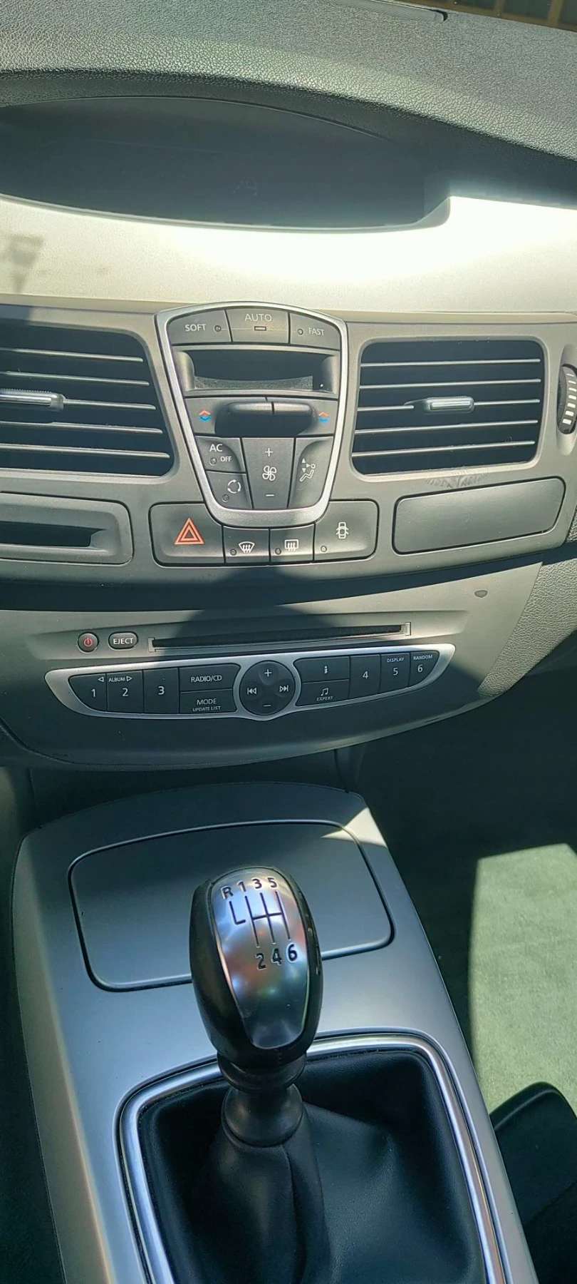 Renault Laguna, снимка 6 - Автомобили и джипове - 55641423