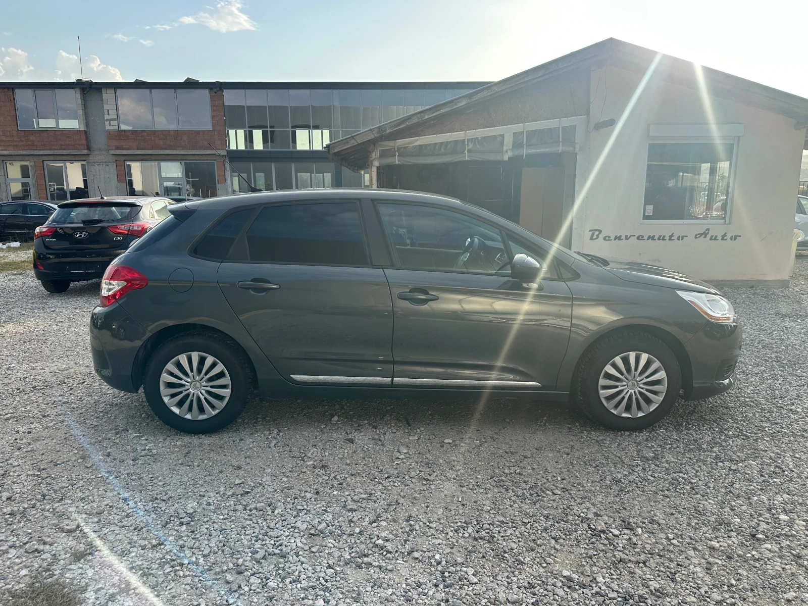 Citroen C4 1.6 HDI РЕГИСТРИРАНА , снимка 6 - Автомобили и джипове - 55959263