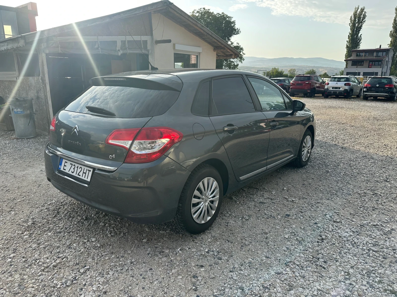 Citroen C4 1.6 HDI РЕГИСТРИРАНА , снимка 5 - Автомобили и джипове - 55959263