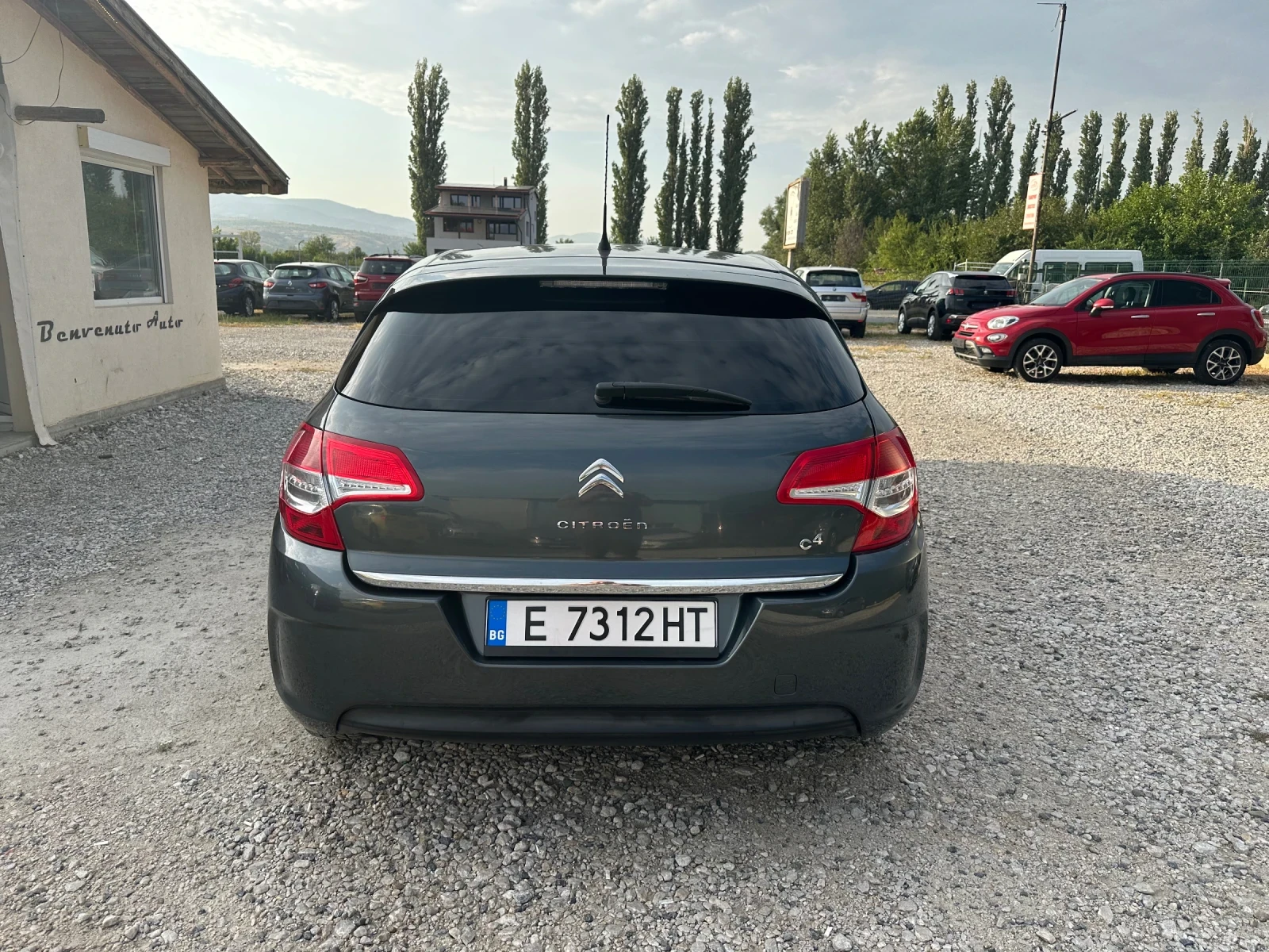 Citroen C4 1.6 HDI РЕГИСТРИРАНА , снимка 4 - Автомобили и джипове - 55959263