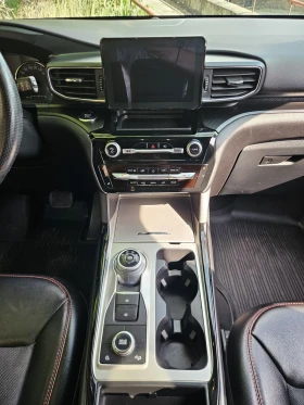 Ford Explorer ST Line ECO boost, снимка 9