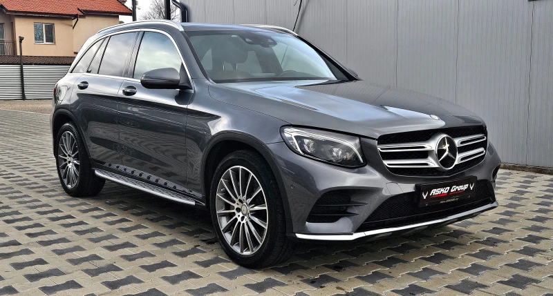 Mercedes-Benz GLC 250 AMG/9G/DISTR/CAMERA/ПОДГРЕВ/AMBI/PANO/BURMESTER/LI, снимка 3 - Автомобили и джипове - 48069513