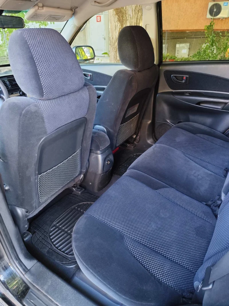 Hyundai Tucson 2.0 crdi, снимка 4 - Автомобили и джипове - 51850784