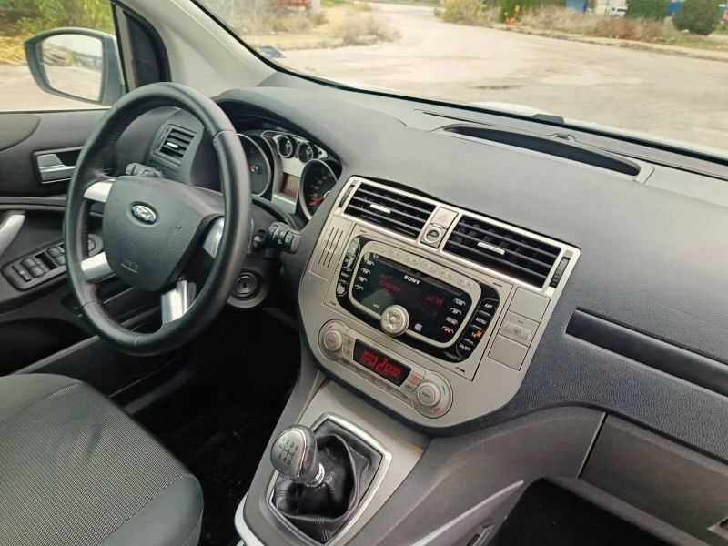 Ford Kuga, снимка 13 - Автомобили и джипове - 52334663