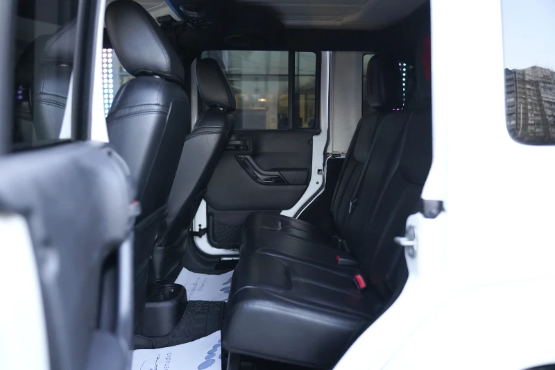 Jeep Wrangler 3.6i + ГАЗ Offroad Package, снимка 11 - Автомобили и джипове - 52411480