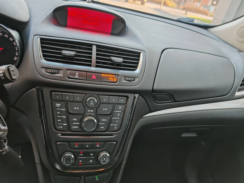Opel Mokka 1.6 BEZNIN 116 KN, снимка 10 - Автомобили и джипове - 52415958