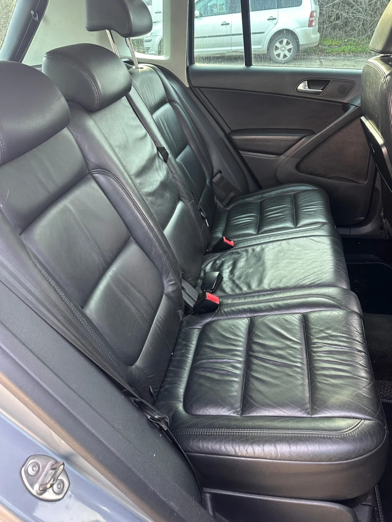 VW Tiguan 2.0tfsi dsg, снимка 10 - Автомобили и джипове - 52642871