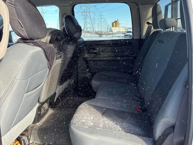 Dodge RAM 1500 * Express * CARFAX * БЕЗ ПЪРВОНАЧАЛНА ВНОСКА, снимка 13 - Автомобили и джипове - 53176560