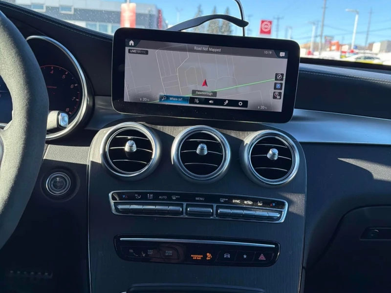 Mercedes-Benz GLC 43 AMG * * CARFAX * 360 * ПОДГРЕВИ * ОБДУХВАНЕ, снимка 9 - Автомобили и джипове - 53252732