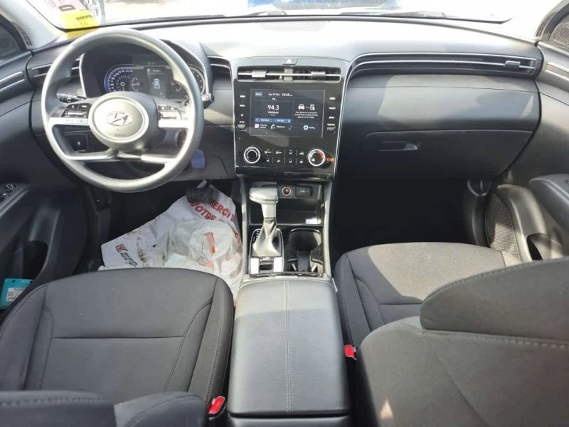 Hyundai Tucson * ESSENTIAL * CARFAX * ЦЕНА ДО БГ, снимка 8 - Автомобили и джипове - 53584114