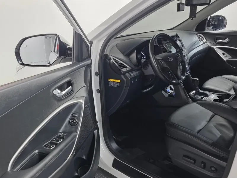 Hyundai Santa fe DIESEL 2.0 2WD VALUE PLUS, снимка 11 - Автомобили и джипове - 55087854