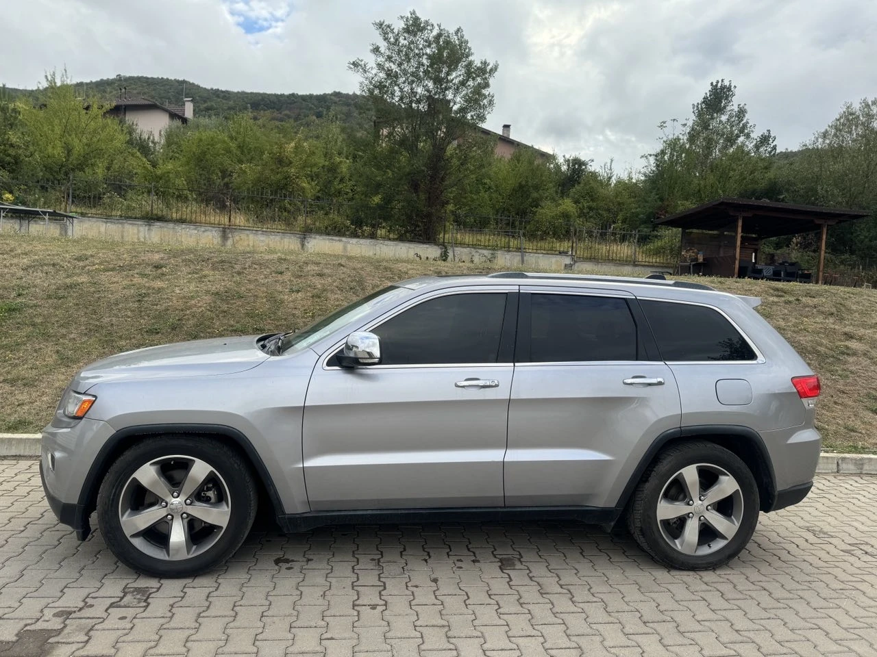 Jeep Grand cherokee 5.7 V8 4x4 - изображение 3