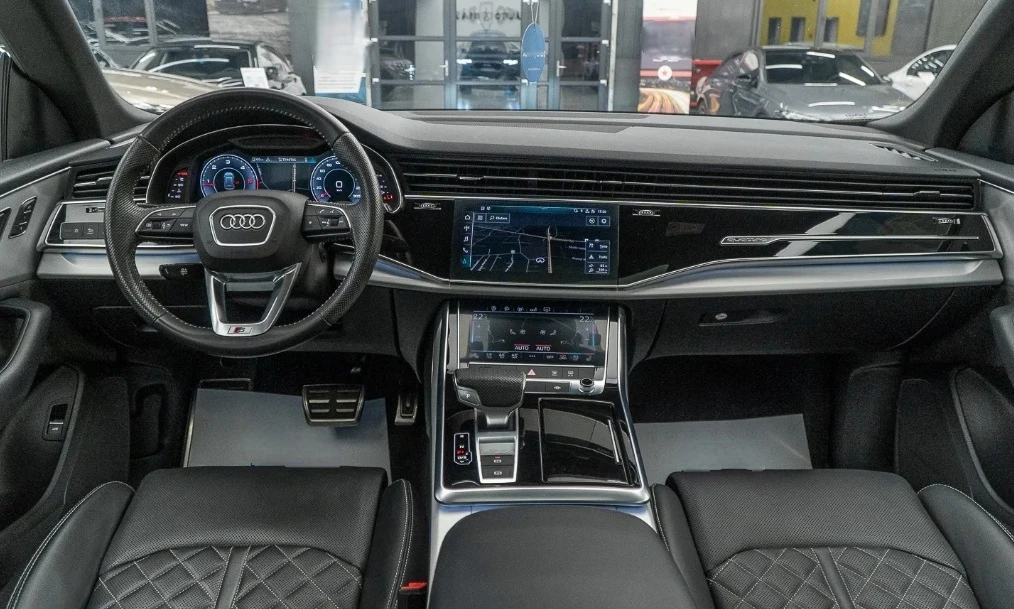 Audi Q8 50TDI Quattro S-Line - изображение 6