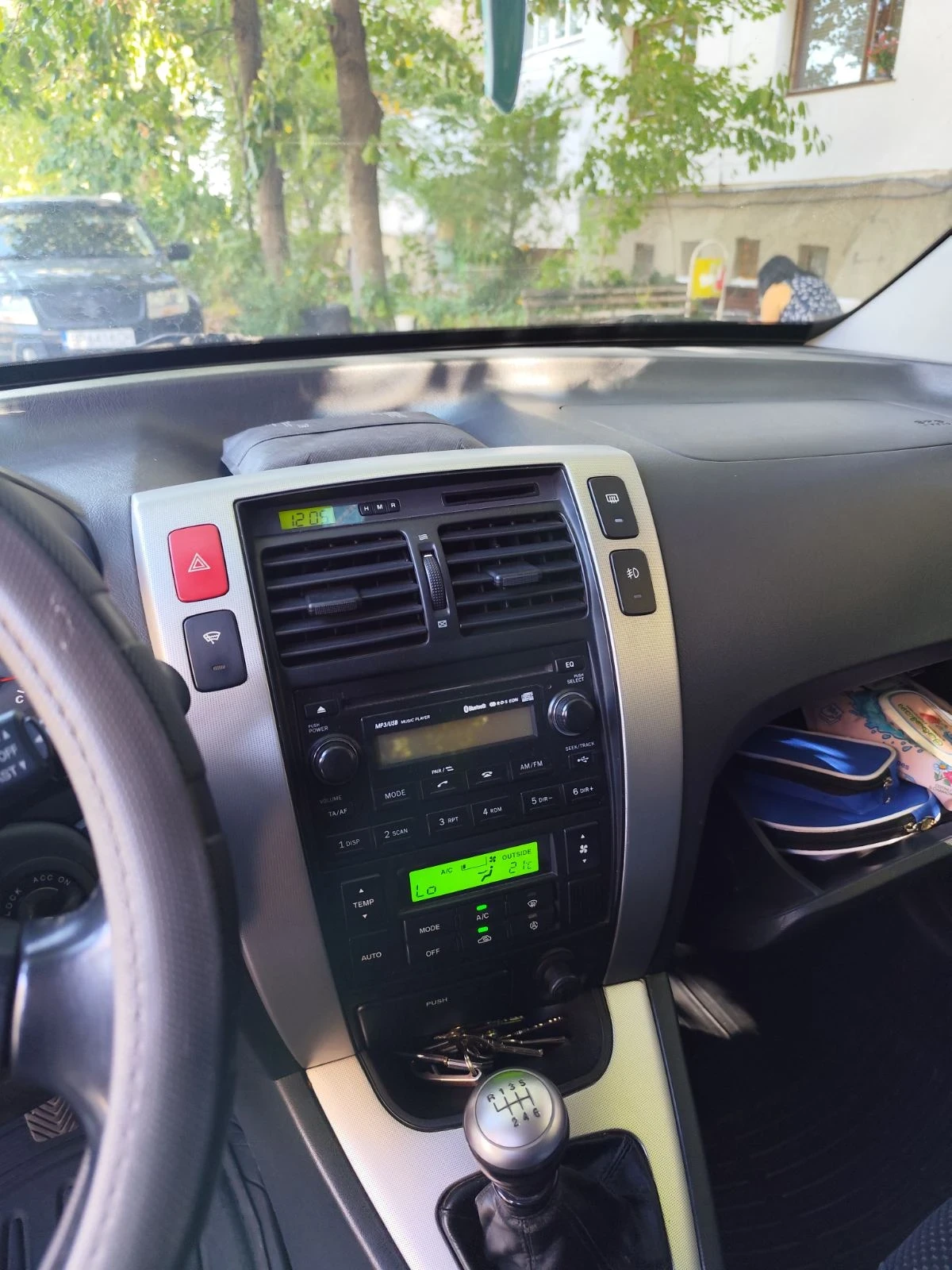Hyundai Tucson 2.0 crdi - изображение 8