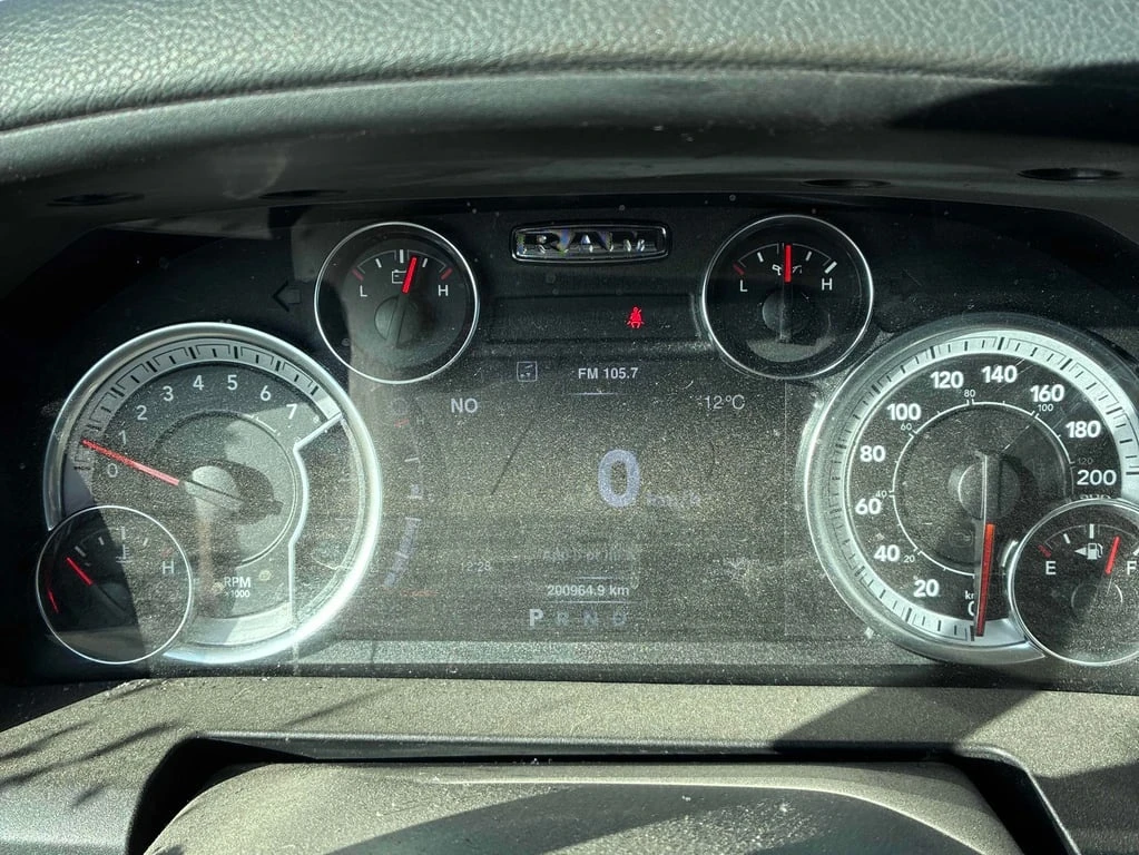 Dodge RAM 1500 * Express * CARFAX * БЕЗ ПЪРВОНАЧАЛНА ВНОСКА - изображение 8