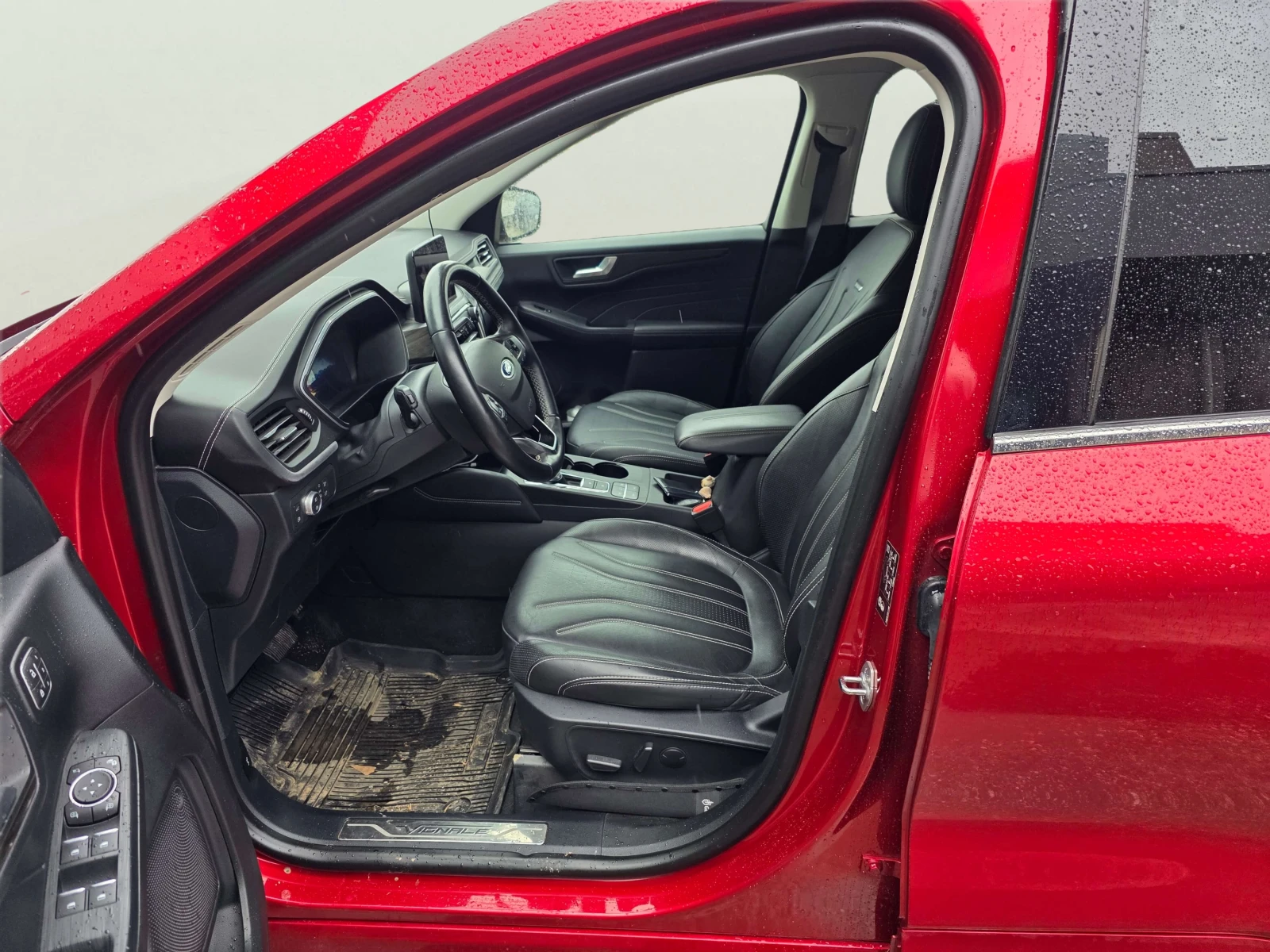 Ford Kuga 2.5 PHEV - изображение 10