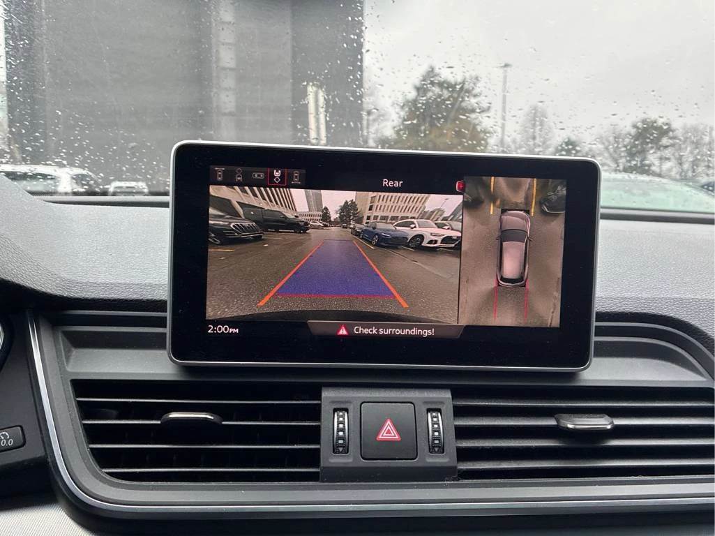 Audi Q5 Technik* CARFAX* 360 КАМЕРИ *  DIGITAL, снимка 11 - Автомобили и джипове - 54093966