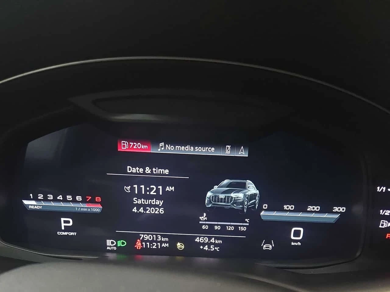 Audi Q8 Technik/B&O/ОБДУХВАНЕ/ПАНО/ ДИСТРОНИК/2 КЛЮЧА, снимка 8 - Автомобили и джипове - 54161943