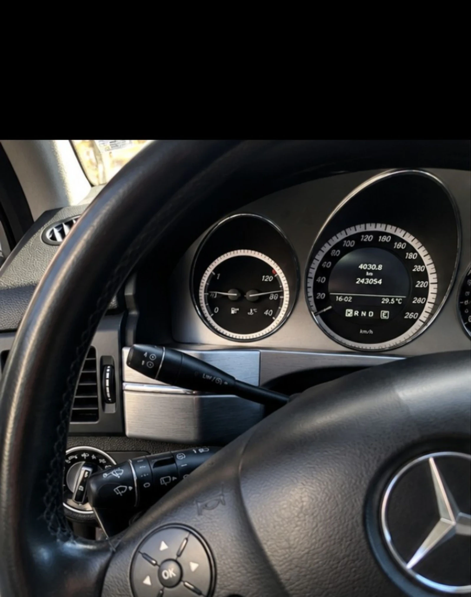 Mercedes-Benz GLK, снимка 11 - Автомобили и джипове - 54390042