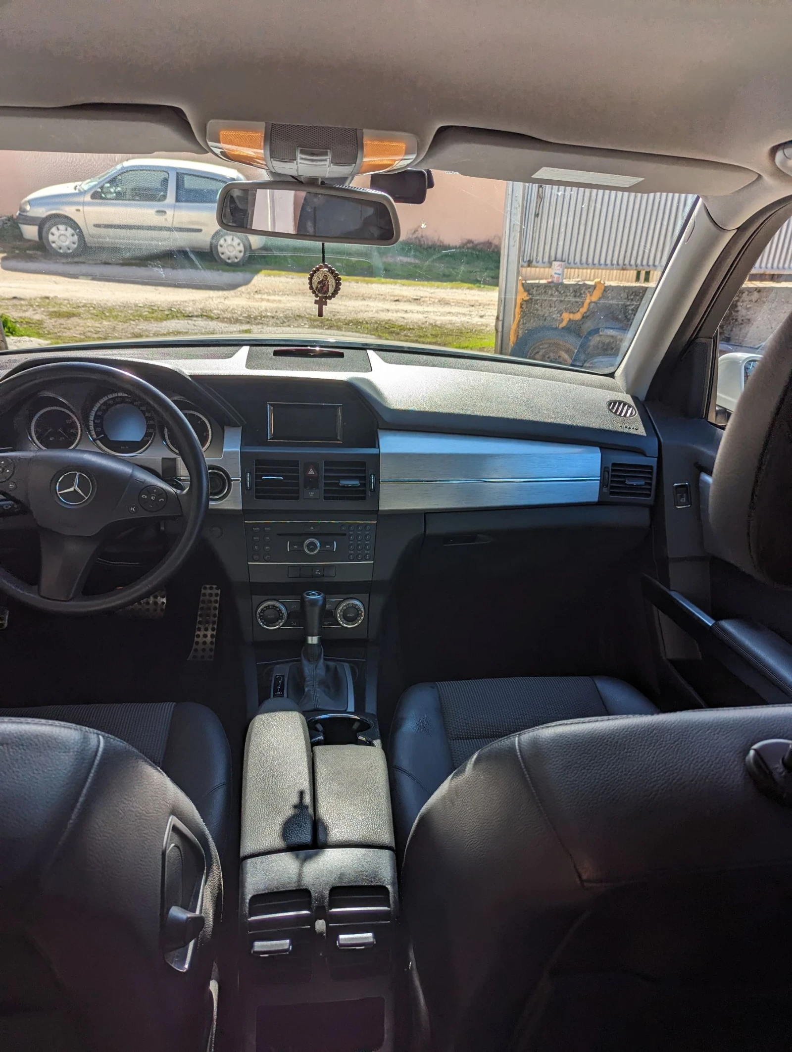 Mercedes-Benz GLK, снимка 10 - Автомобили и джипове - 54390042
