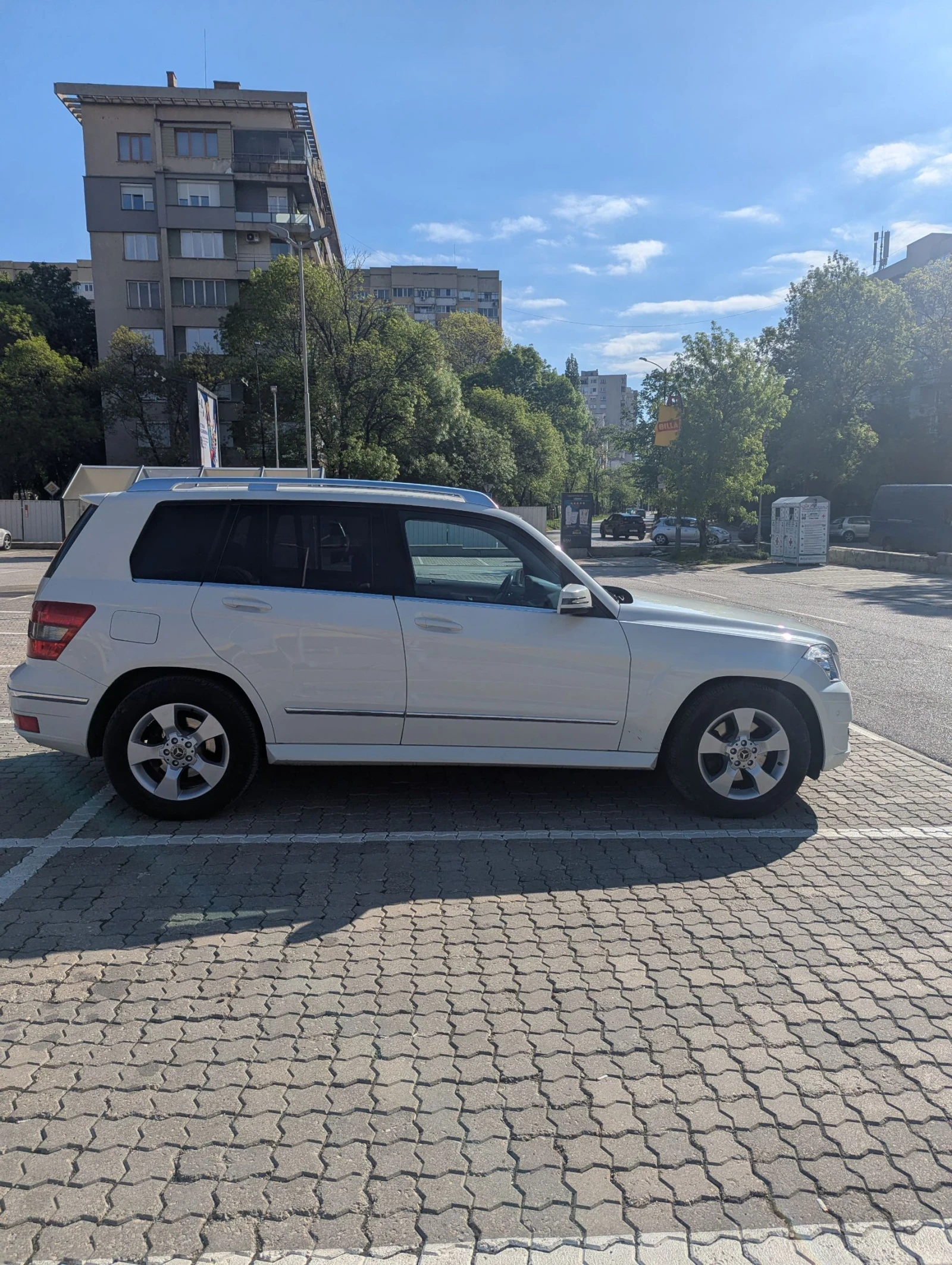 Mercedes-Benz GLK, снимка 4 - Автомобили и джипове - 54390042