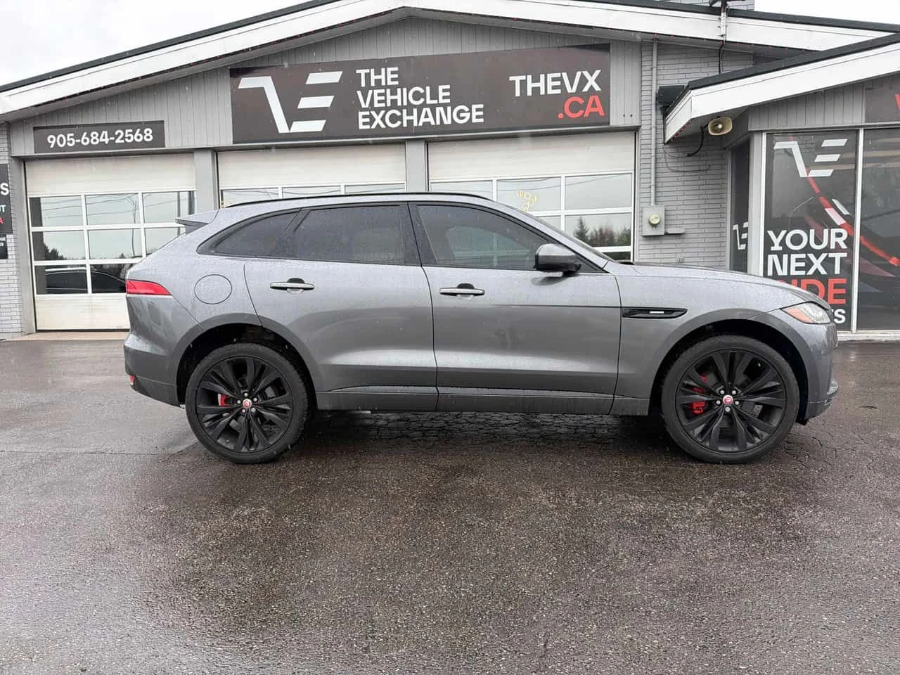Jaguar F-PACE * R Sport * ПОДГРЕВ * КАМЕРА * ПАМЕТ * NAVI, снимка 12 - Автомобили и джипове - 54502294