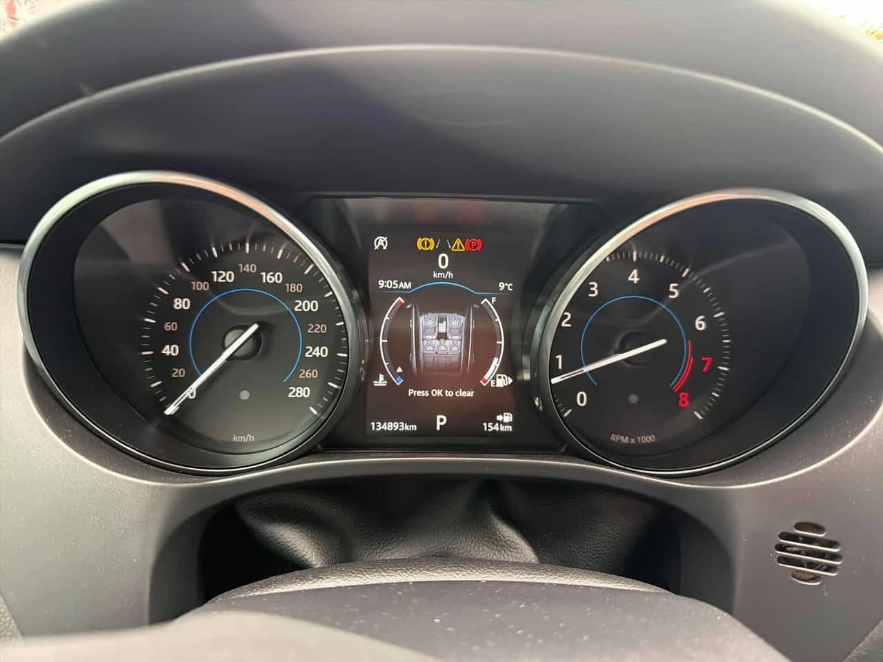 Jaguar F-PACE * R Sport * ПОДГРЕВ * КАМЕРА * ПАМЕТ * NAVI, снимка 17 - Автомобили и джипове - 54502294