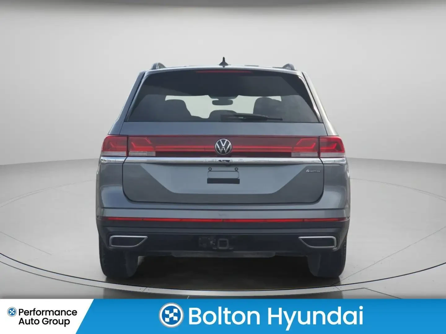 VW Atlas CARFAX * АВТО КРЕДИТ * ПРОГНОЗНА ЦЕНА ДО БГ * , снимка 4 - Автомобили и джипове - 54684501