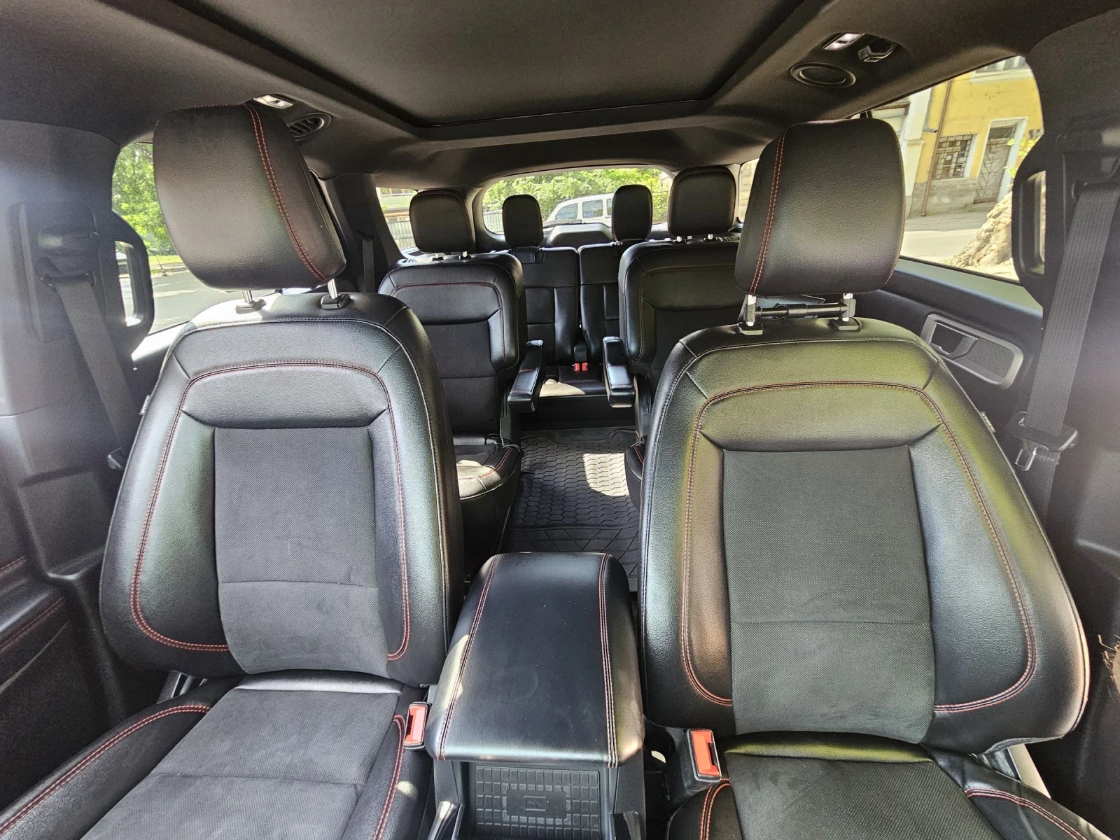 Ford Explorer ST Line ECO boost, снимка 4 - Автомобили и джипове - 54741687