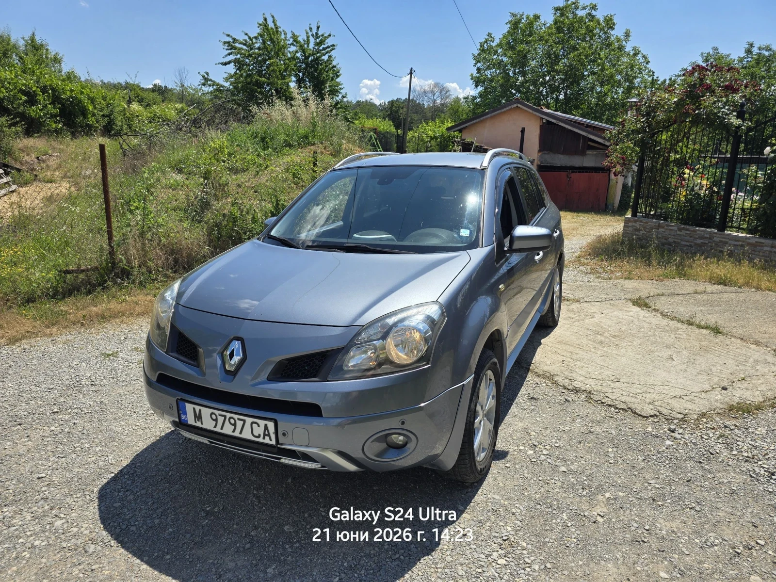 Renault Koleos, снимка 2 - Автомобили и джипове - 54988276