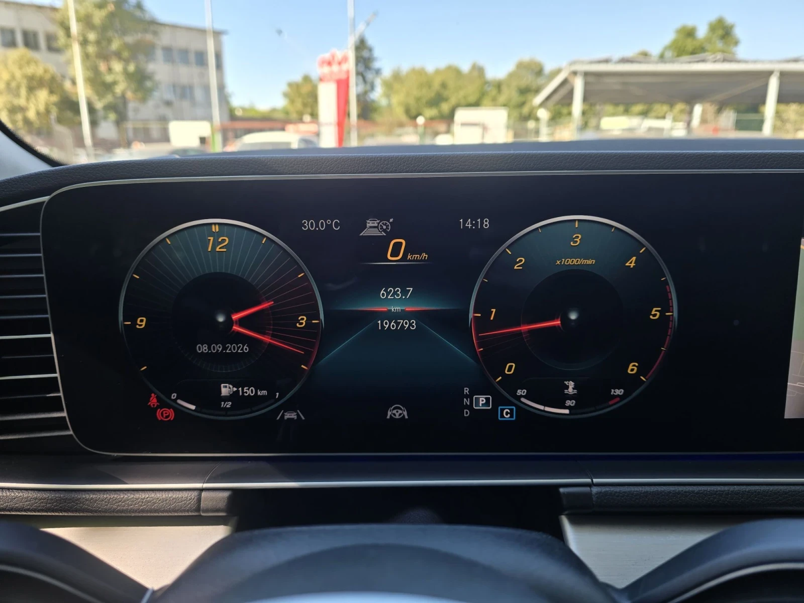 Mercedes-Benz GLE 350 D Premium 4MATIC , снимка 17 - Автомобили и джипове - 55991276