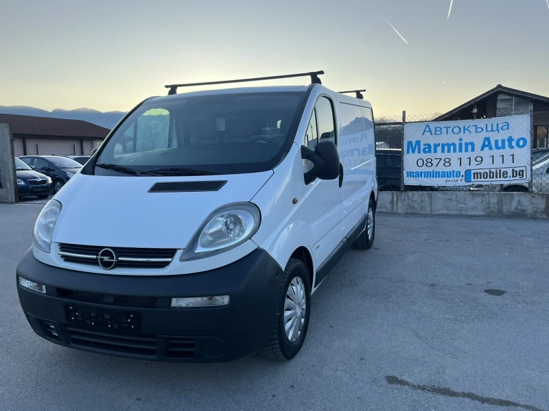 Opel Vivaro 2.5TDI 136кс EURO 4 КЛИМАТИК , снимка 1 - Бусове и автобуси - 49363812