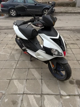 Aprilia Sr Factory, снимка 2