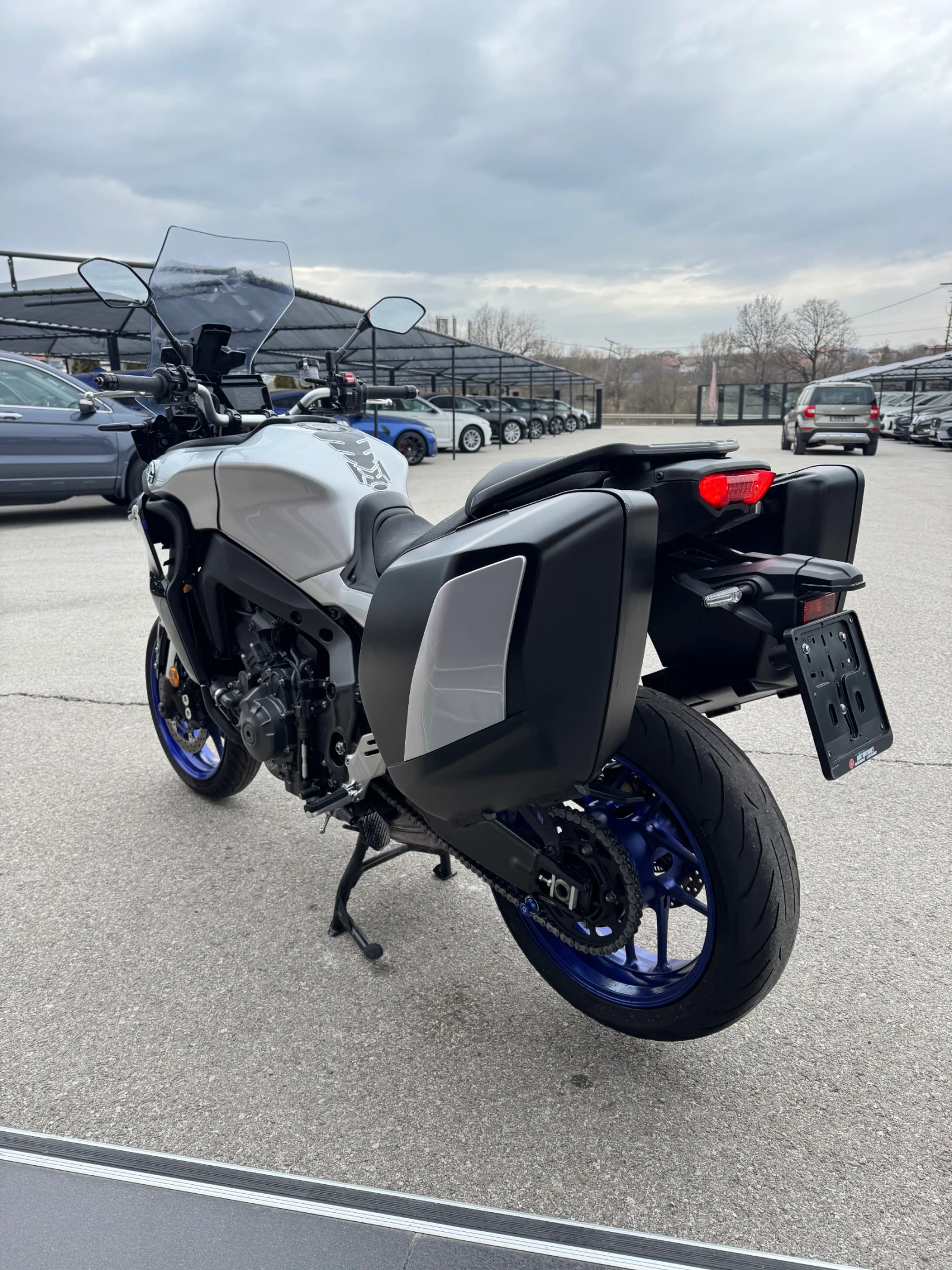 Yamaha Mt-09 TRACER 900* GT* LED* ПОДГРЕВИ* TCS* TOP, снимка 4 - Мотоциклети и мототехника - 53889053