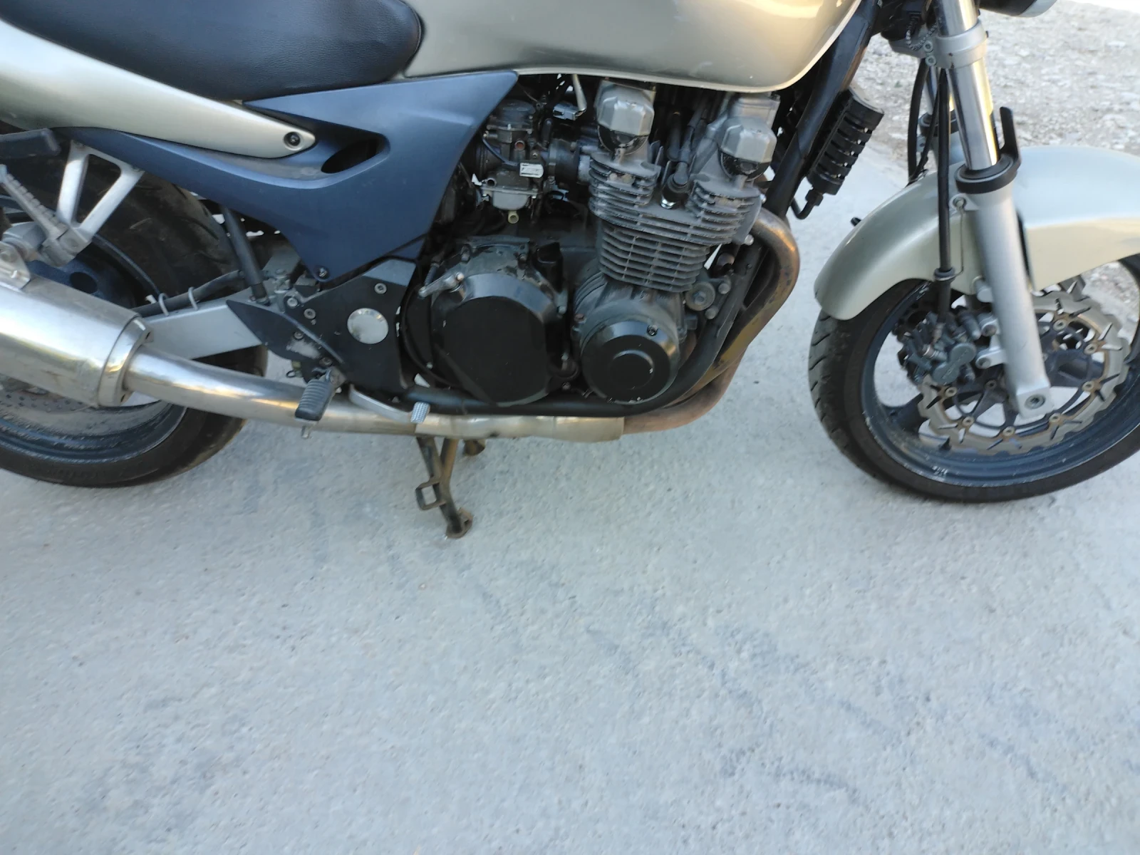 Kawasaki Zr 750, снимка 5 - Мотоциклети и мототехника - 54584861