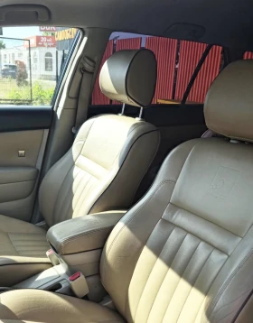 Обява за продажба на Toyota Avensis T25 ~7 000 лв. - изображение 7