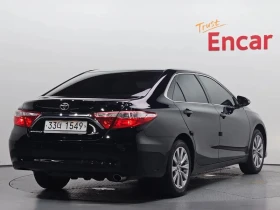 Toyota Camry 2.5 XLE - 13558 € / 26517.14 лв. - 38182000 2
