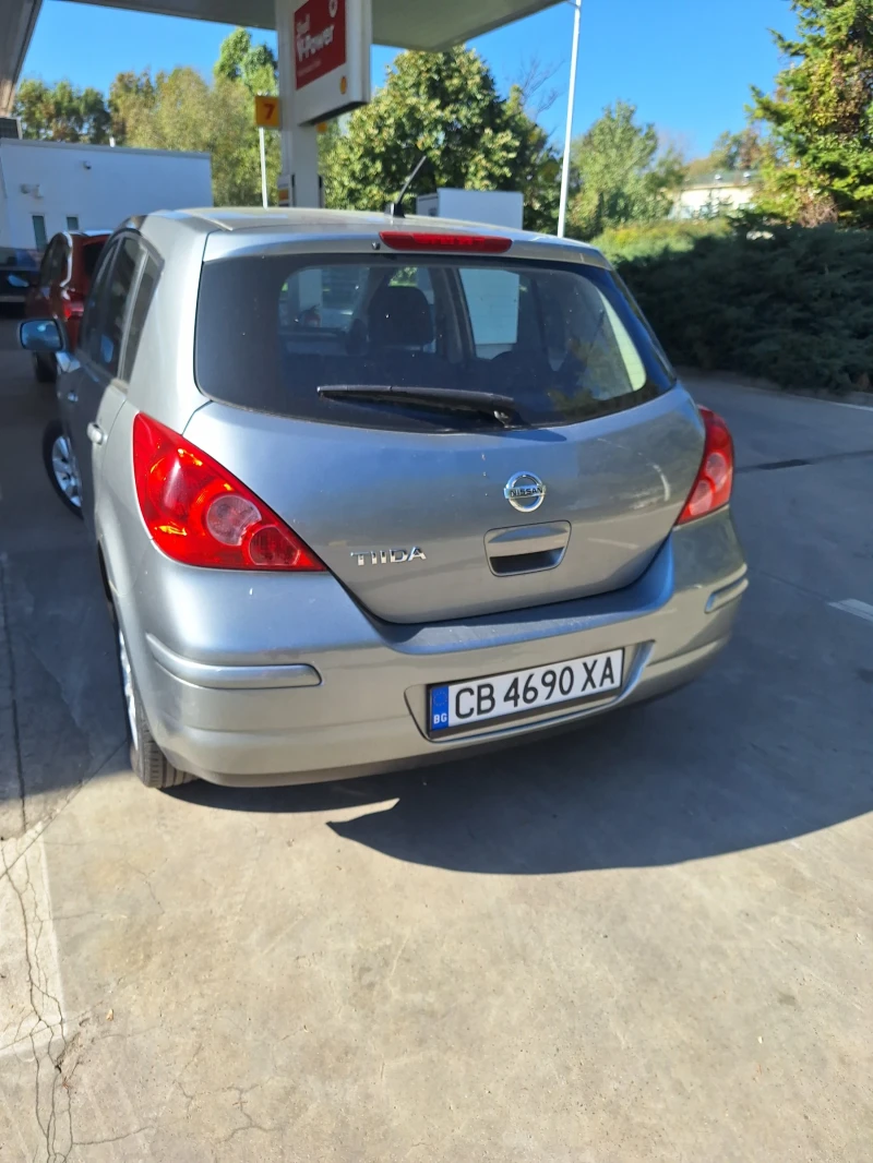 Nissan Tiida, снимка 3 - Автомобили и джипове - 47383134