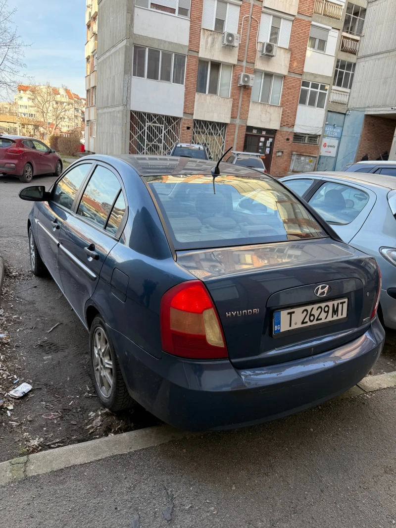 Hyundai Accent, снимка 2 - Автомобили и джипове - 48418972