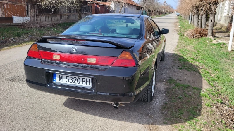 Honda Accord, снимка 4 - Автомобили и джипове - 49514322