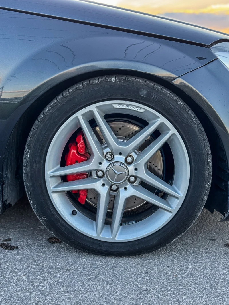 Mercedes-Benz C 250 4 MATIC AMG , снимка 16 - Автомобили и джипове - 51500559