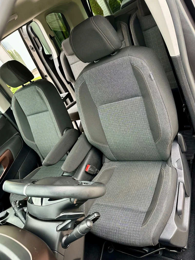 Peugeot Rifter Автомат 8 скорости GT-LINE, снимка 14 - Автомобили и джипове - 51622319