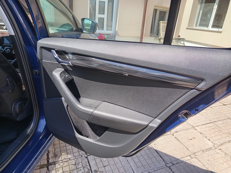 Skoda Octavia 1, 6, снимка 4 - Автомобили и джипове - 51899992