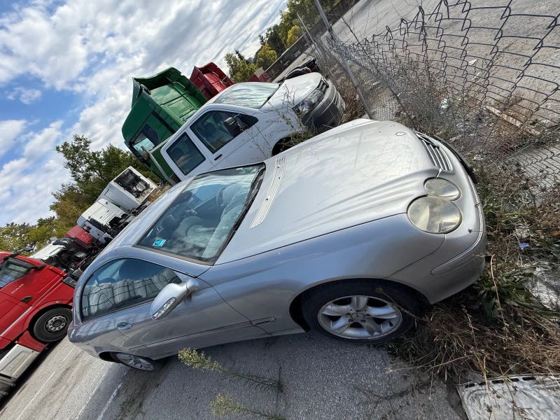 Mercedes-Benz CLK 270 CDI ЦЯЛА ИЛИ НА ЧАСТИ !!!, снимка 3 - Автомобили и джипове - 52326425