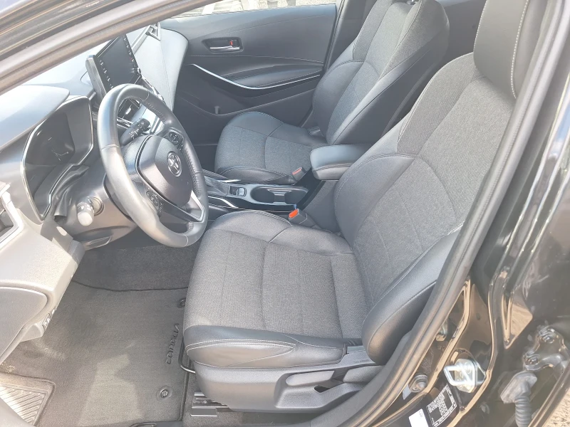 Toyota Corolla 1.8 hybrid, снимка 10 - Автомобили и джипове - 52169623