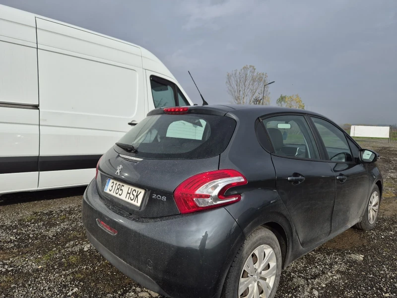 Peugeot 208, снимка 6 - Автомобили и джипове - 52561781