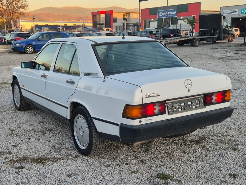 Mercedes-Benz 190 2.0i 122ps. VNOS ITALY, снимка 4 - Автомобили и джипове - 52815894