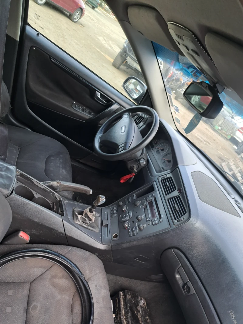 Volvo S60, снимка 4 - Автомобили и джипове - 53063623