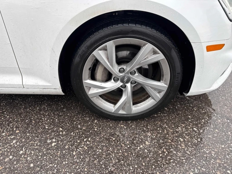 Audi A4 Progressiv  CARFAX, снимка 7 - Автомобили и джипове - 53122839