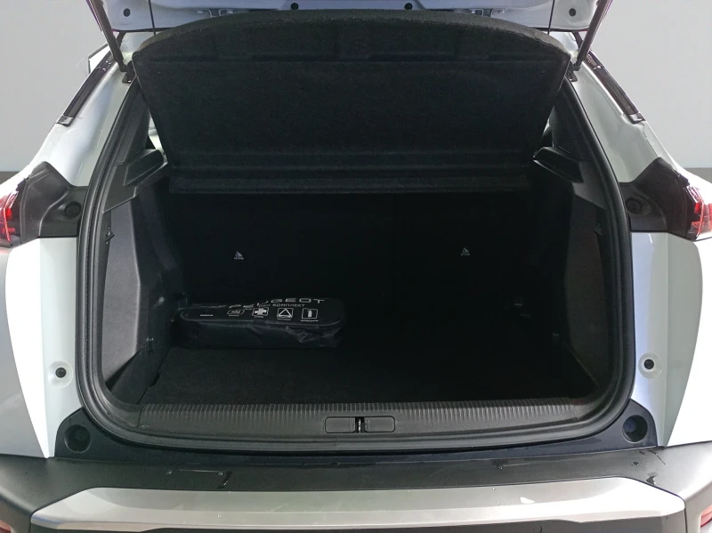 Peugeot 2008 e-2008 New Line Up GT PACK Electric 100 кВ 136 к.с, снимка 9 - Автомобили и джипове - 53270361
